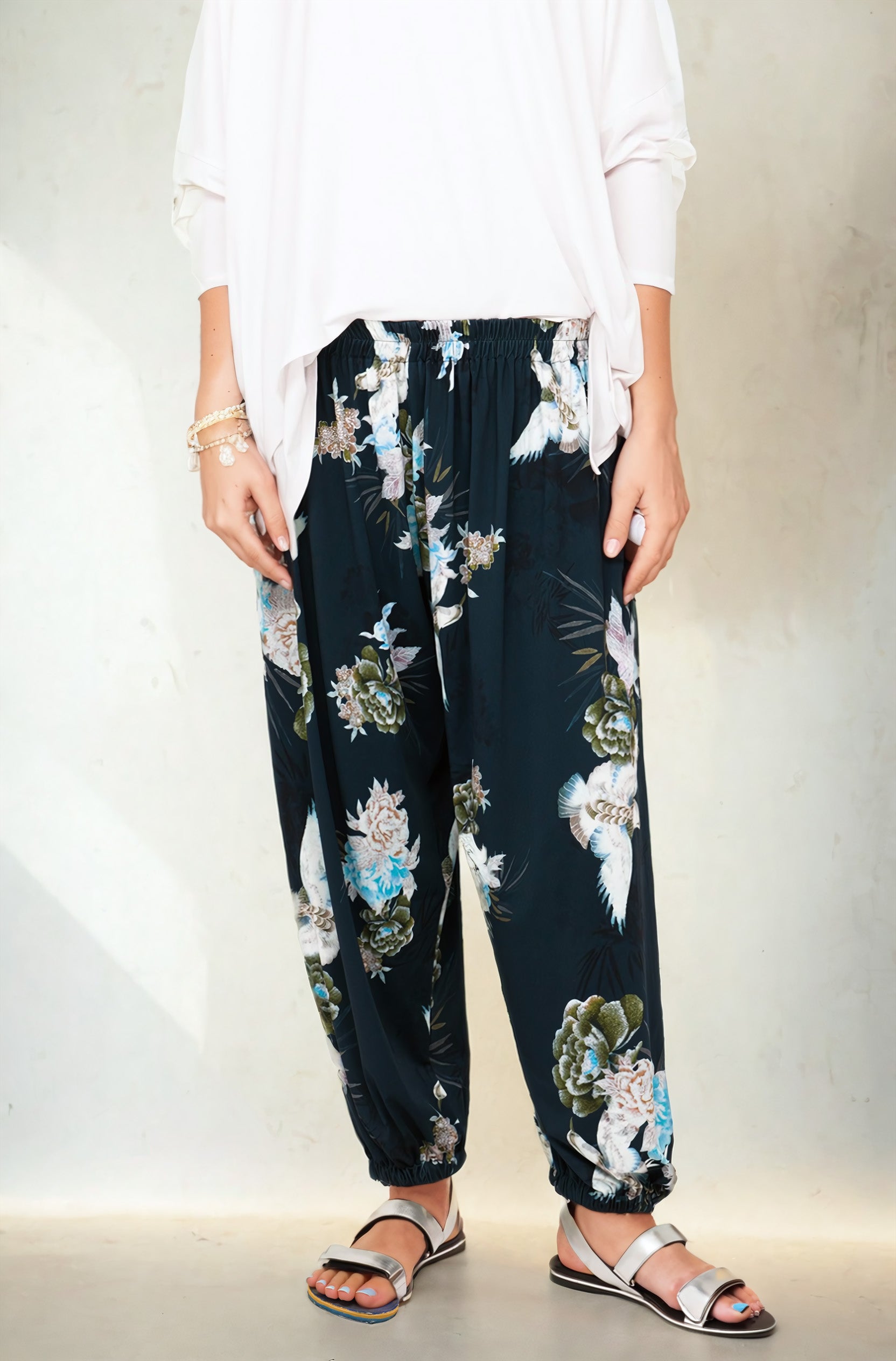 EasyStride Track Pants Midnight Blossom