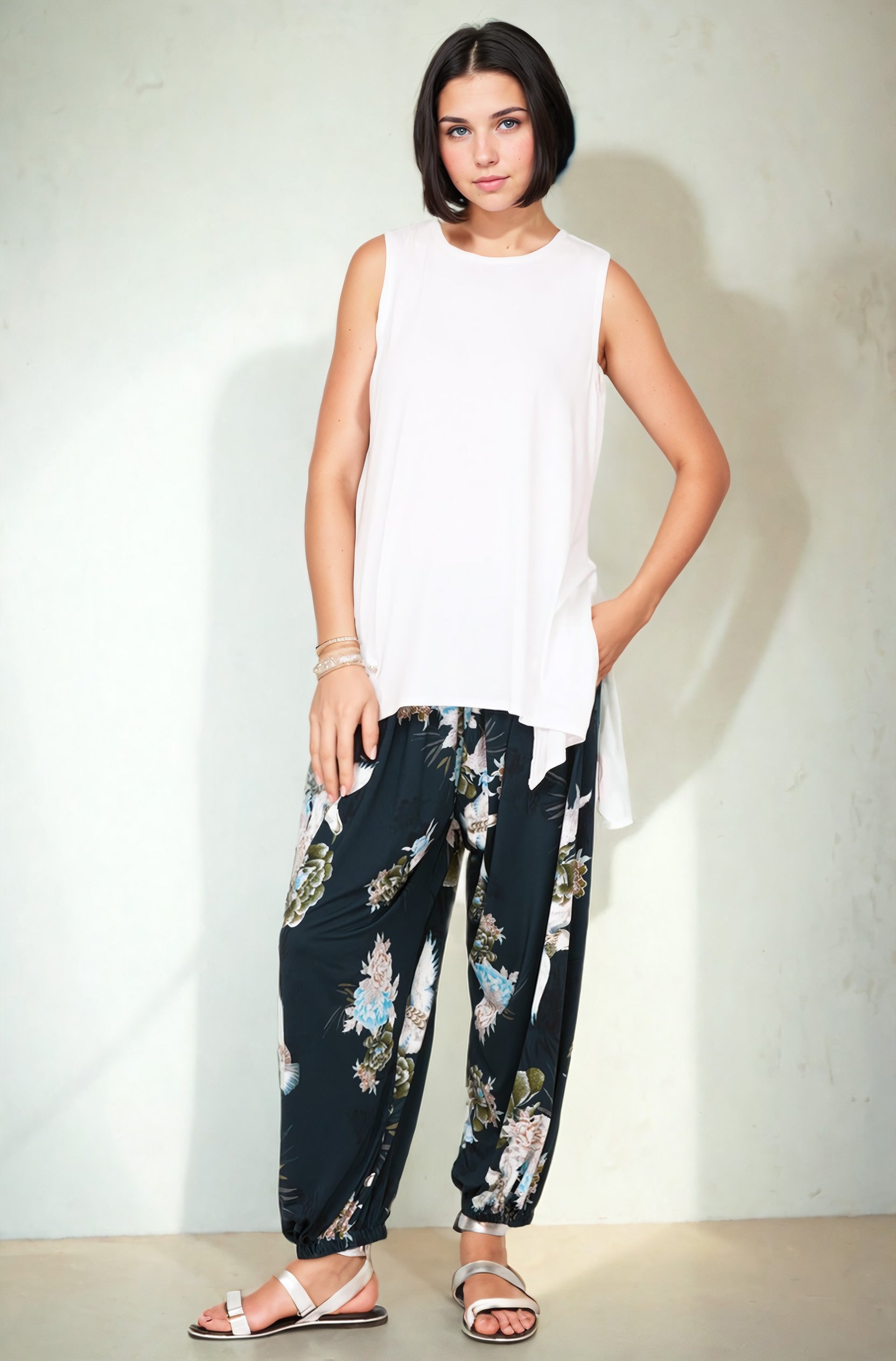 EasyStride Track Pants Midnight Blossom