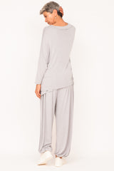 healthy-aging-menopause-active-wear-for-older-women-tracksuit