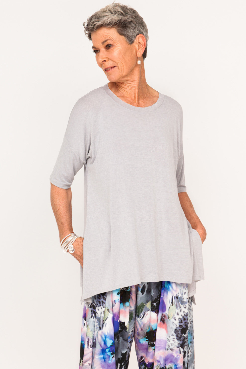 plus-size-womens-sportswear-online-australia-fashion-for-women-over-40